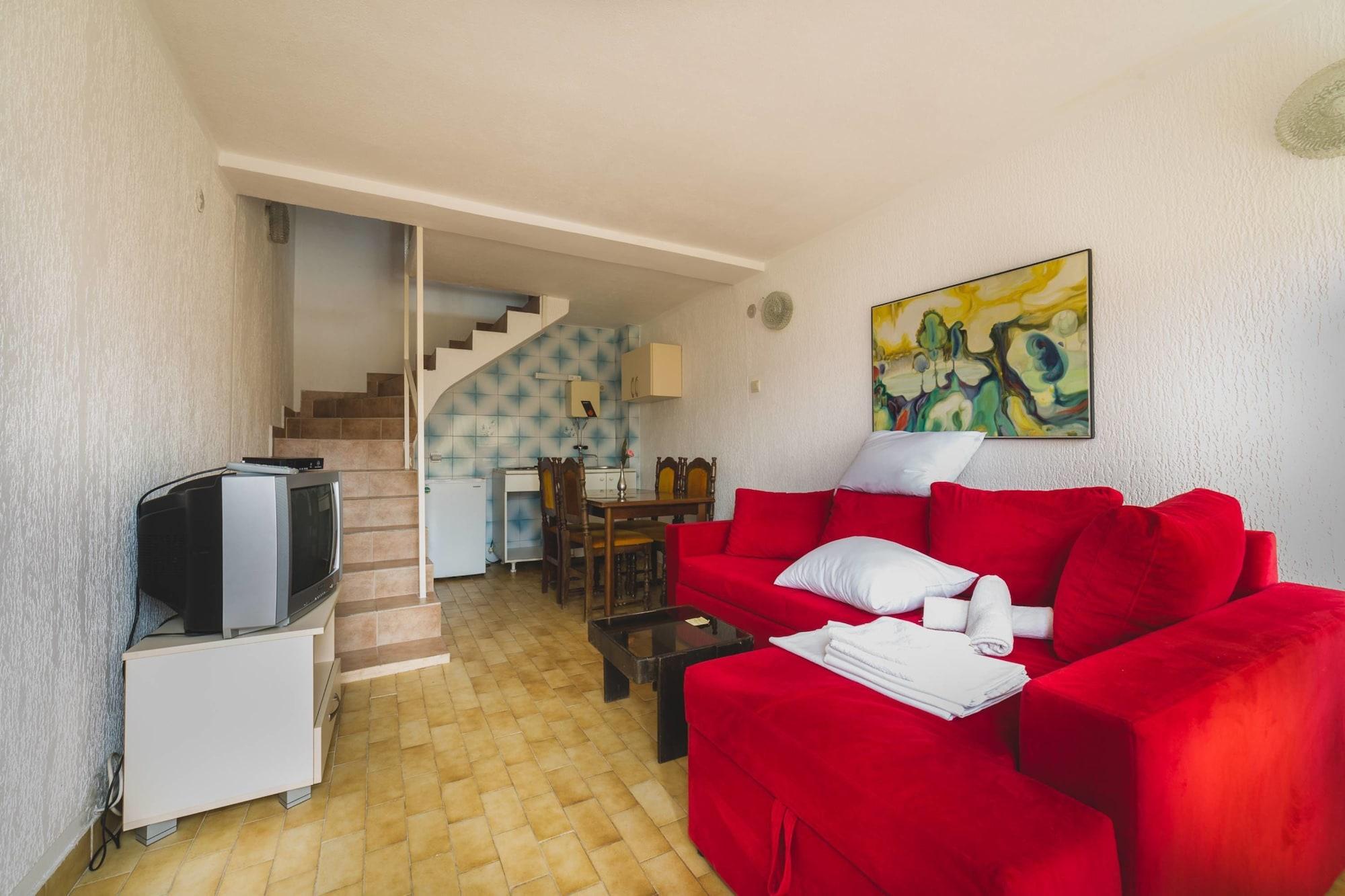 Apartment Ana *