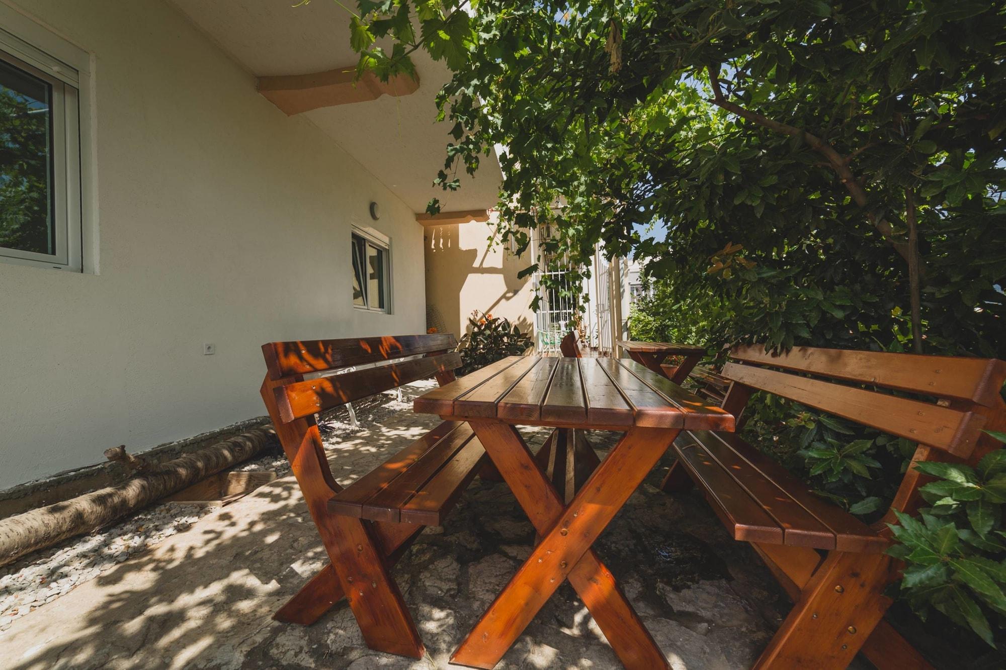 Ana Apartment